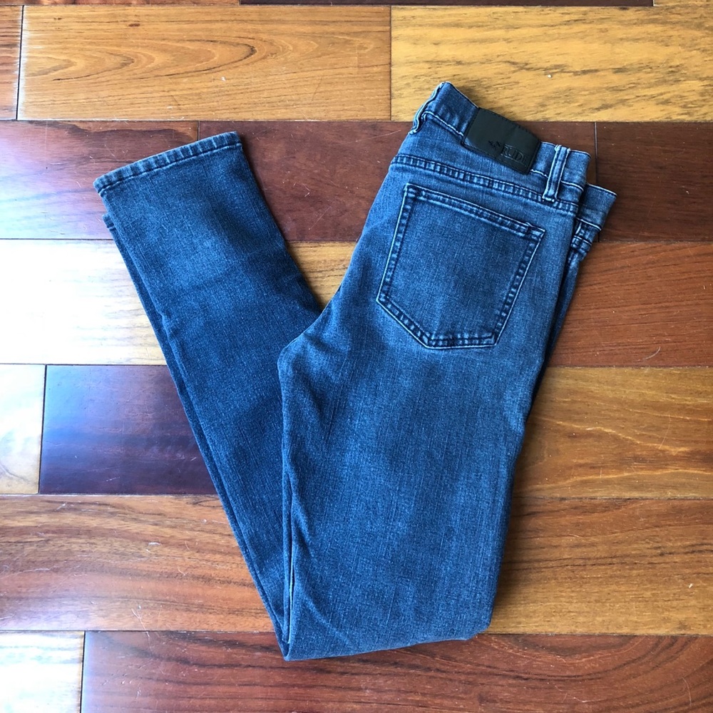 Super skinny jeans